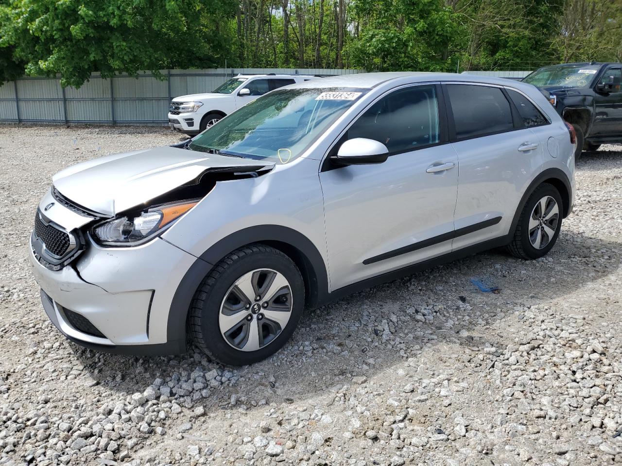 KNDCB3LC8J5112452 2018 Kia Niro Fe