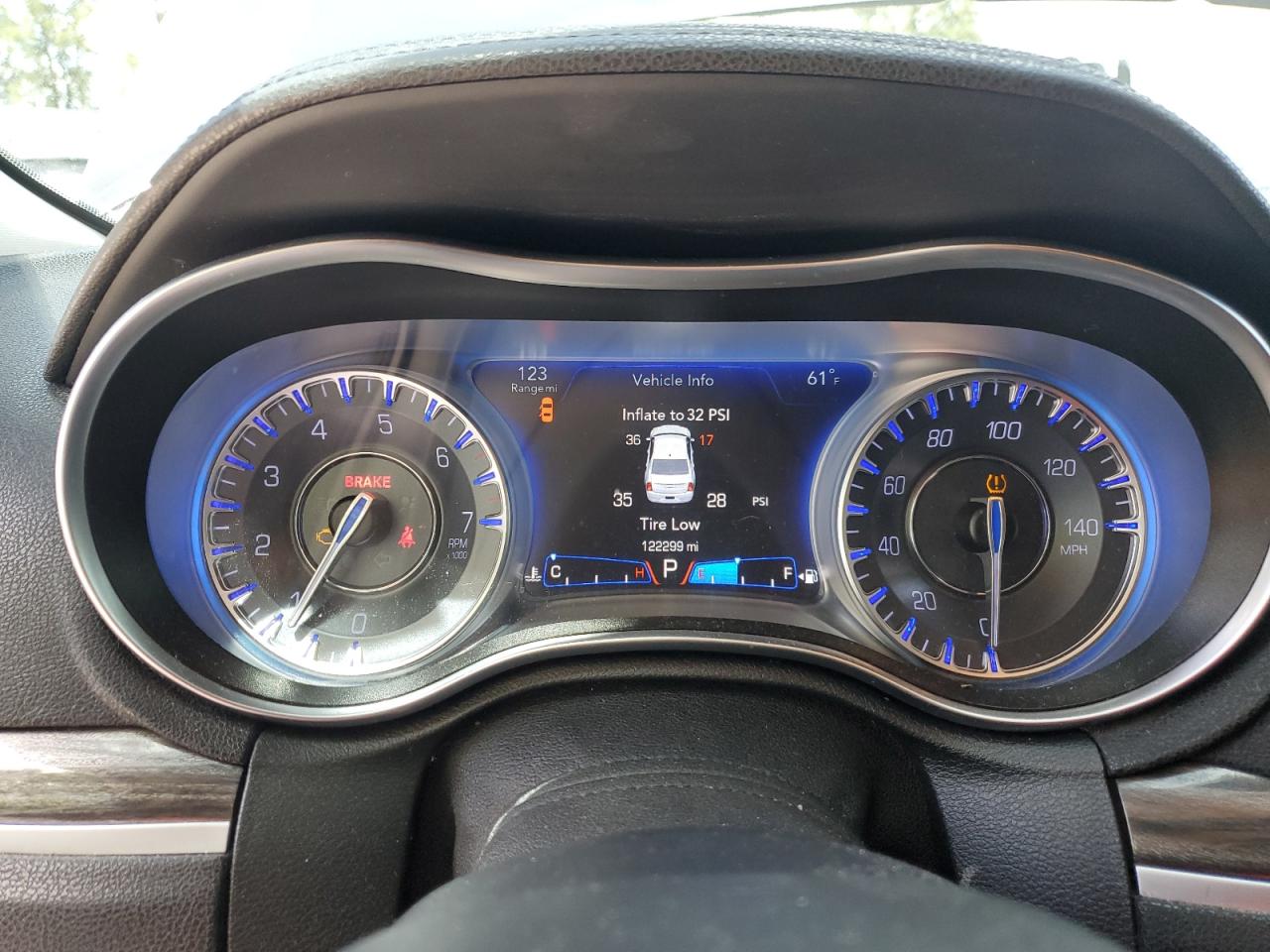 2C3CCAAG7JH262430 2018 Chrysler 300 Touring