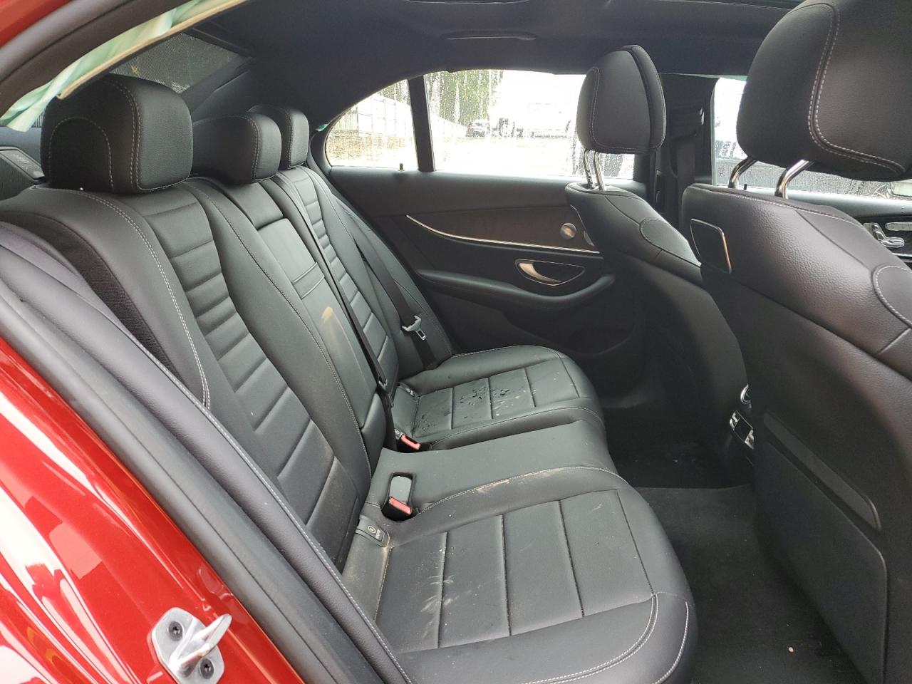 WDDZF4JB3KA510732 2019 Mercedes-Benz E 300