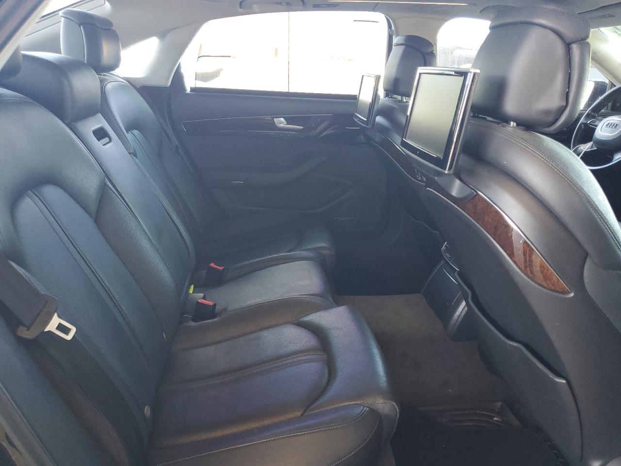 WAURVAFD1BN015277 2011 Audi A8 L Quattro