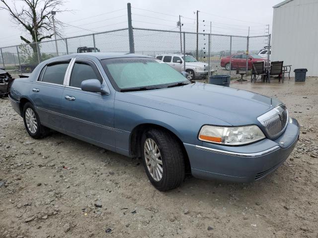 2004 Lincoln Town Car Executive VIN: 1LNHM81W84Y686994 Lot: 53449134