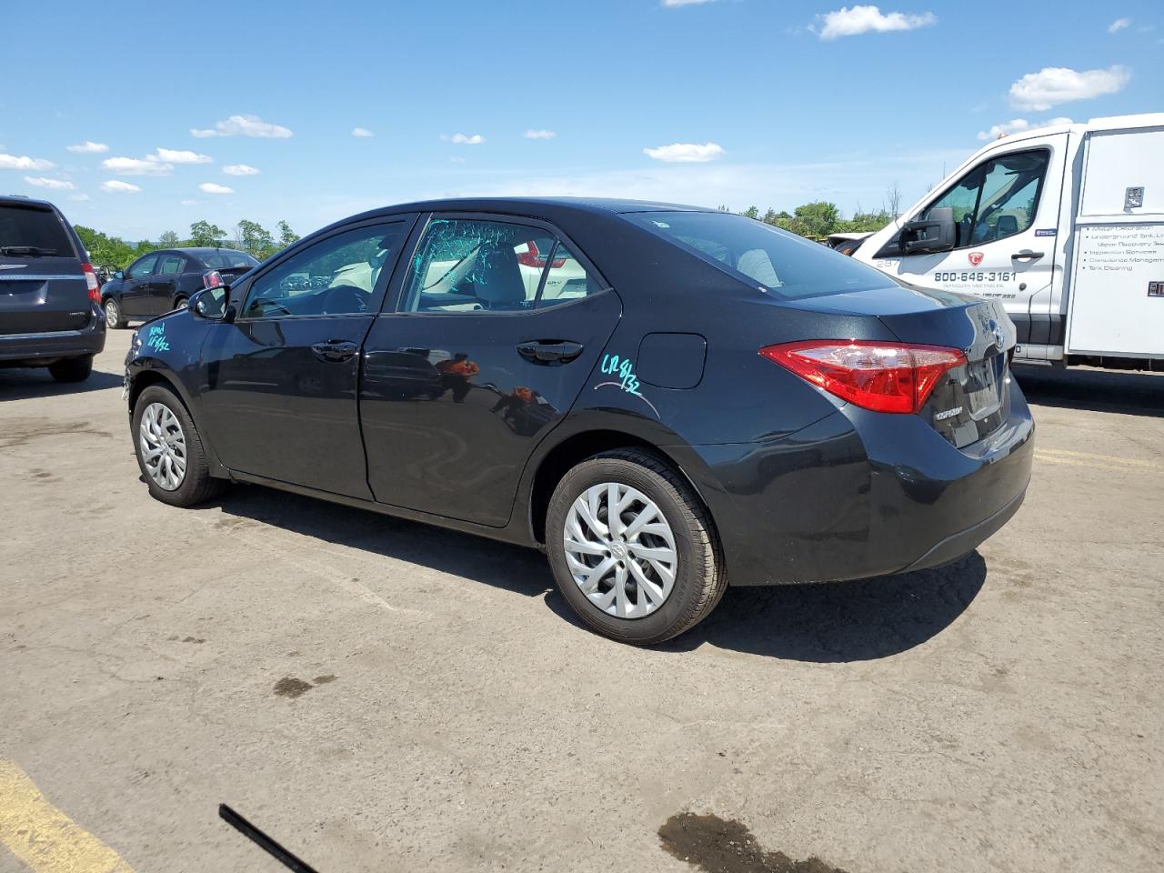 2018 Toyota Corolla L vin: 2T1BURHE8JC051061