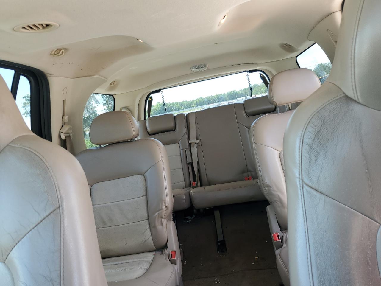 1FMFU17L64LB39943 2004 Ford Expedition Eddie Bauer