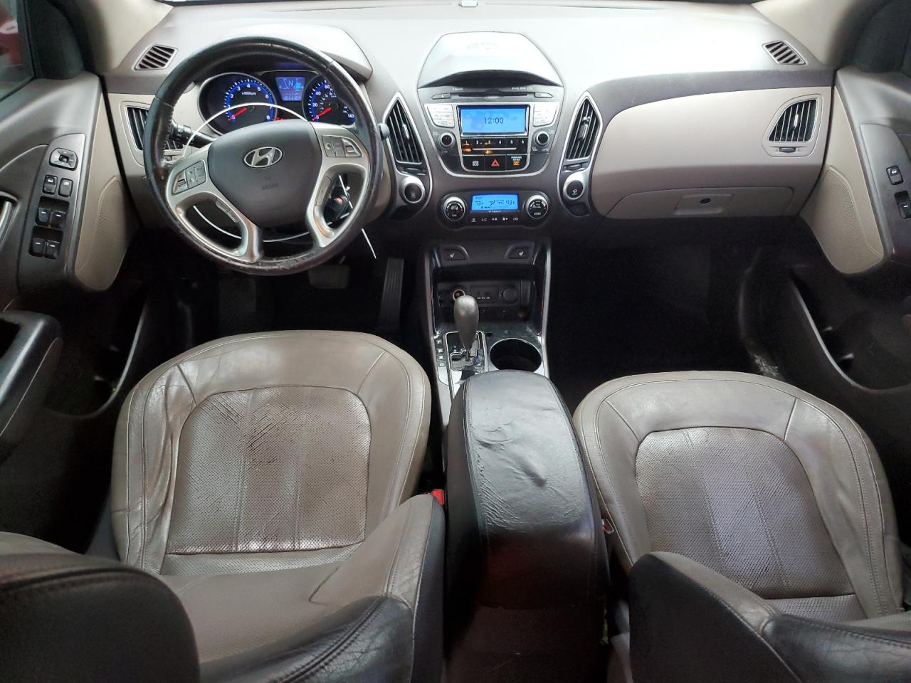 KM8JT3AB2CU521582 2012 Hyundai Tucson Gl