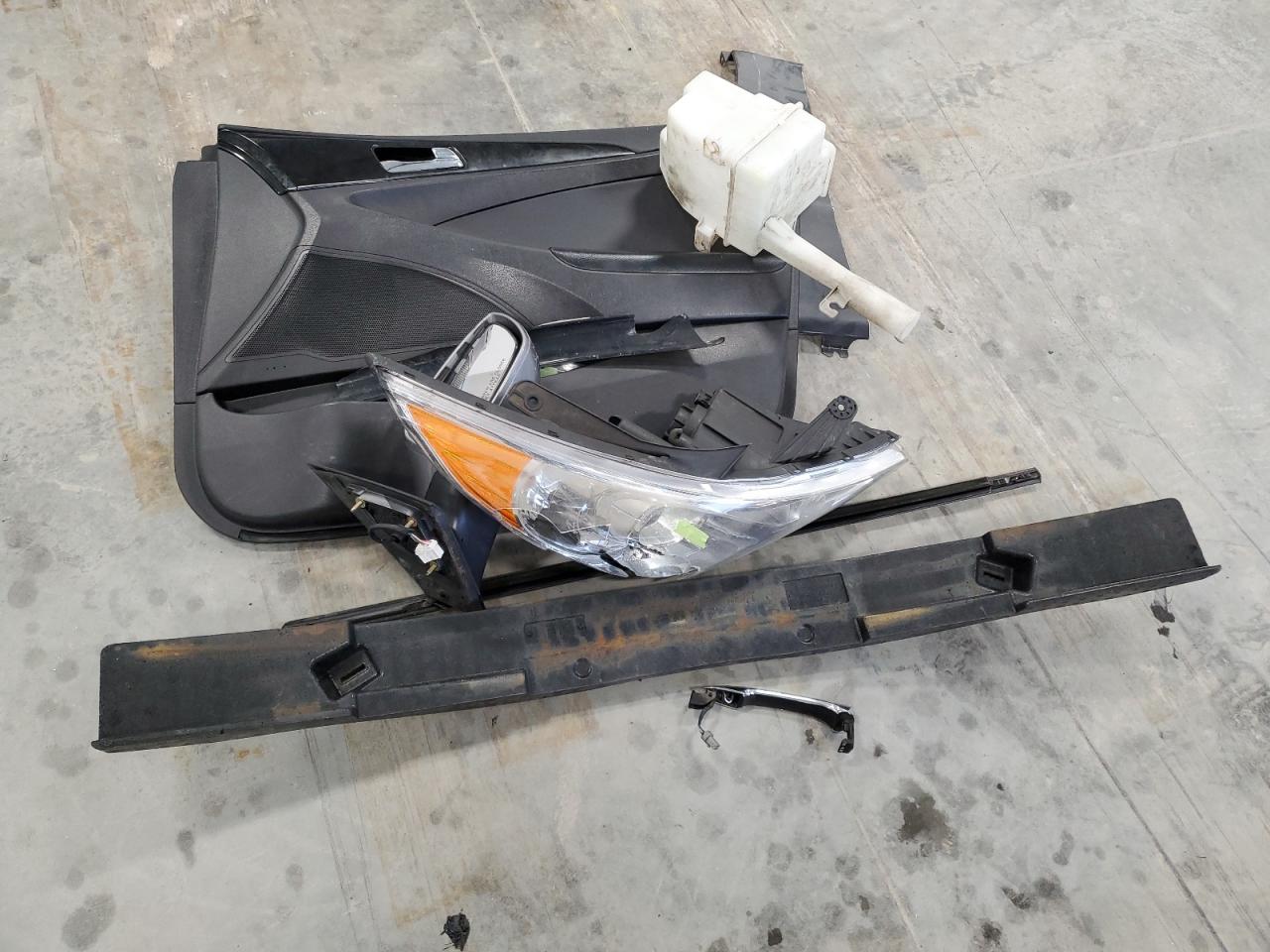 5NPEC4ACXDH702512 2013 Hyundai Sonata Se