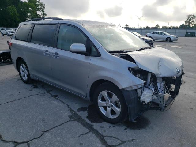 2017 Toyota Sienna Le VIN: 5TDKZ3DC8HS784554 Lot: 55074004