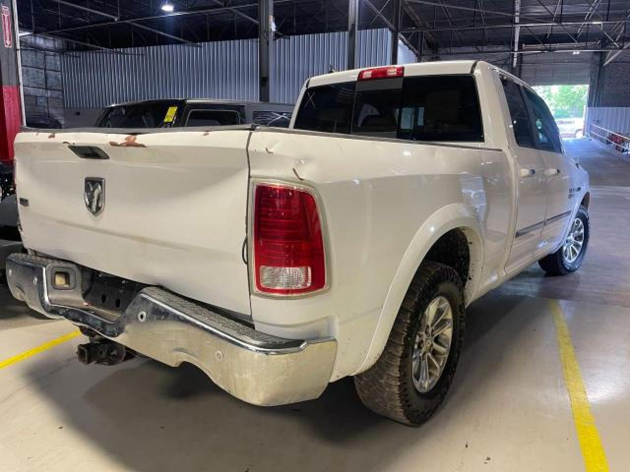 2016 Ram 1500 Laramie vin: 1C6RR6JM9GS175113