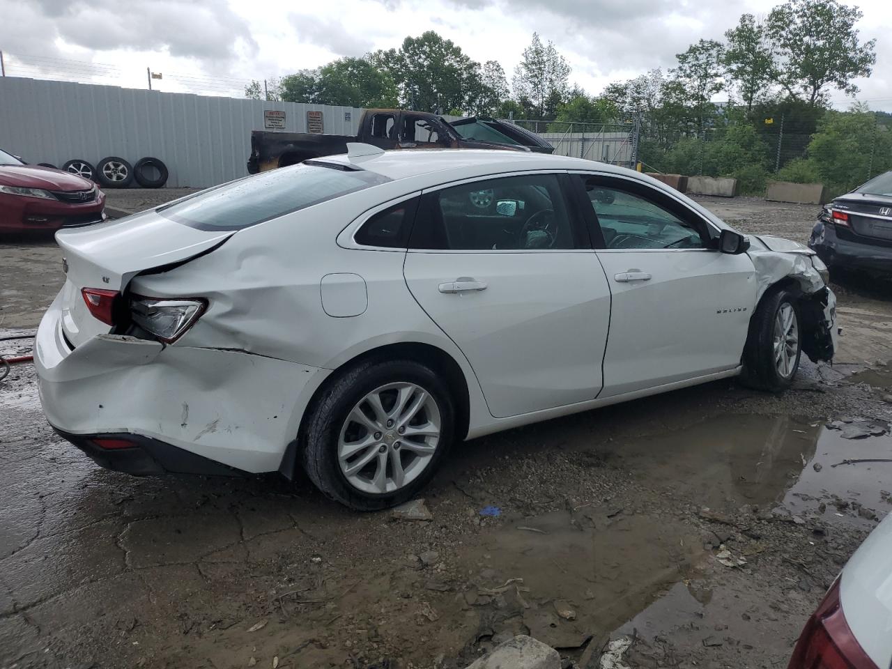 2017 Chevrolet Malibu Lt vin: 1G1ZE5ST8HF220193