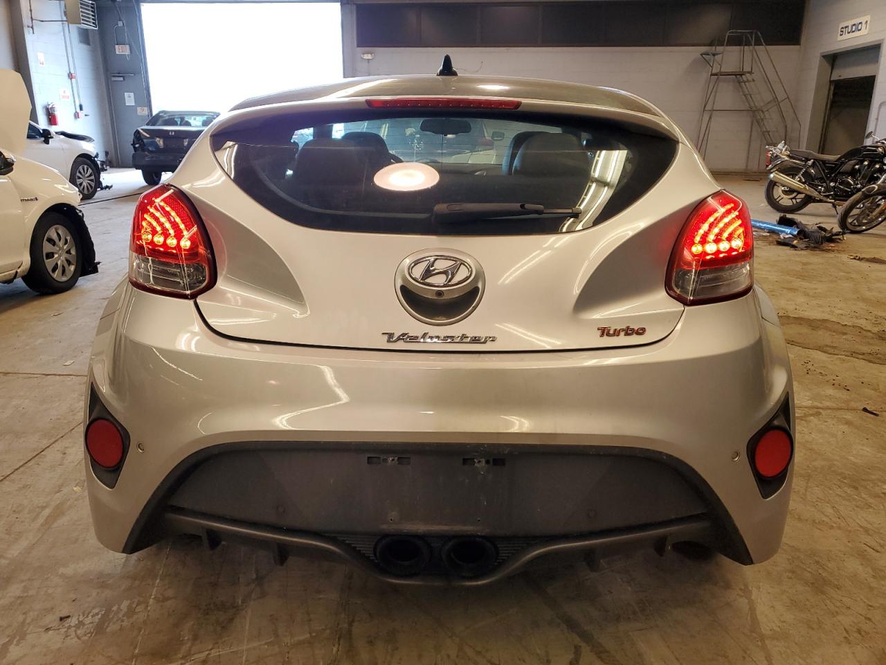 KMHTC6AE7FU217009 2015 Hyundai Veloster Turbo