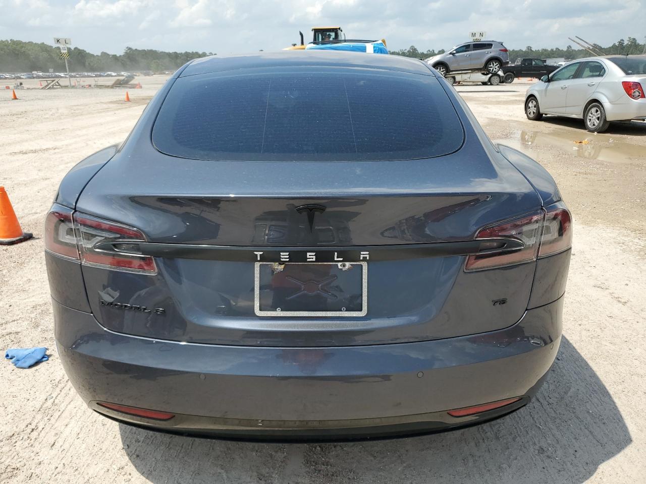 5YJSA1E12HF197215 2017 Tesla Model S