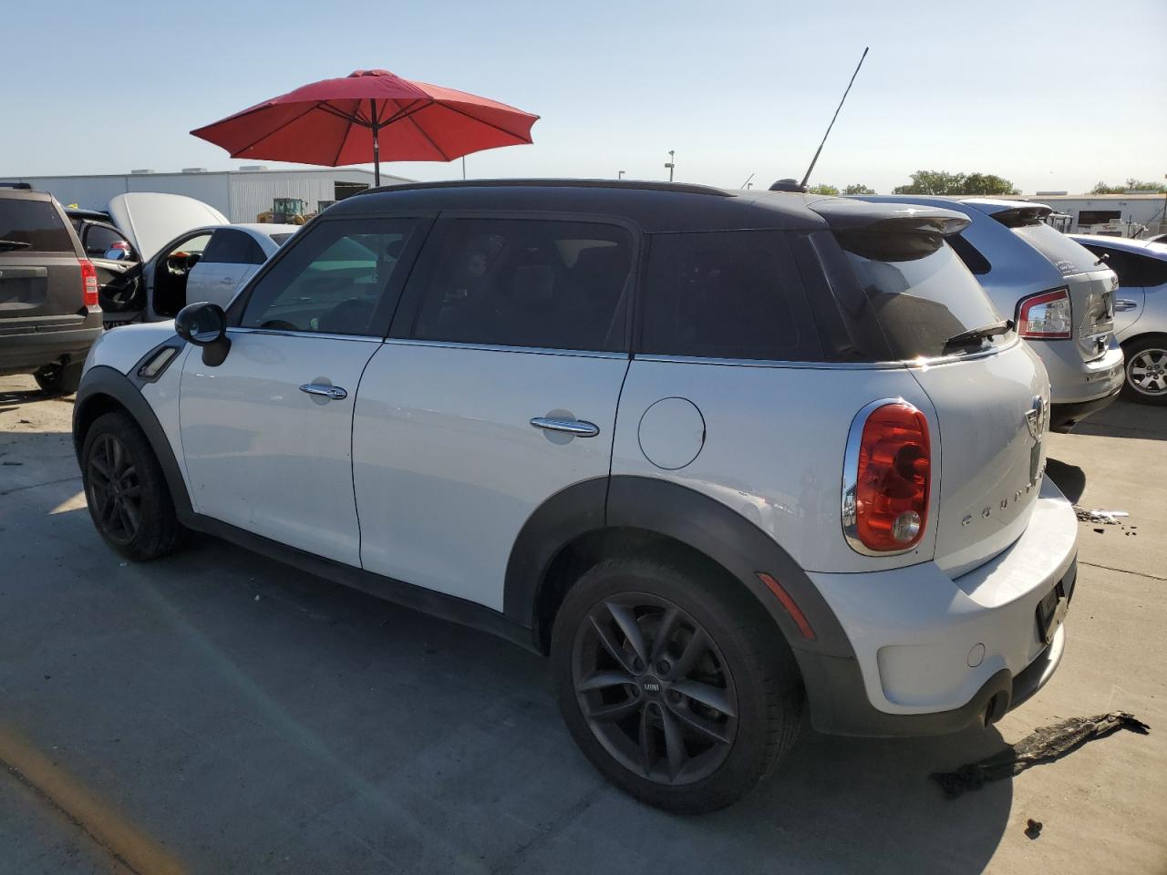 2014 Mini Cooper S Countryman vin: WMWZC3C5XEWP28613