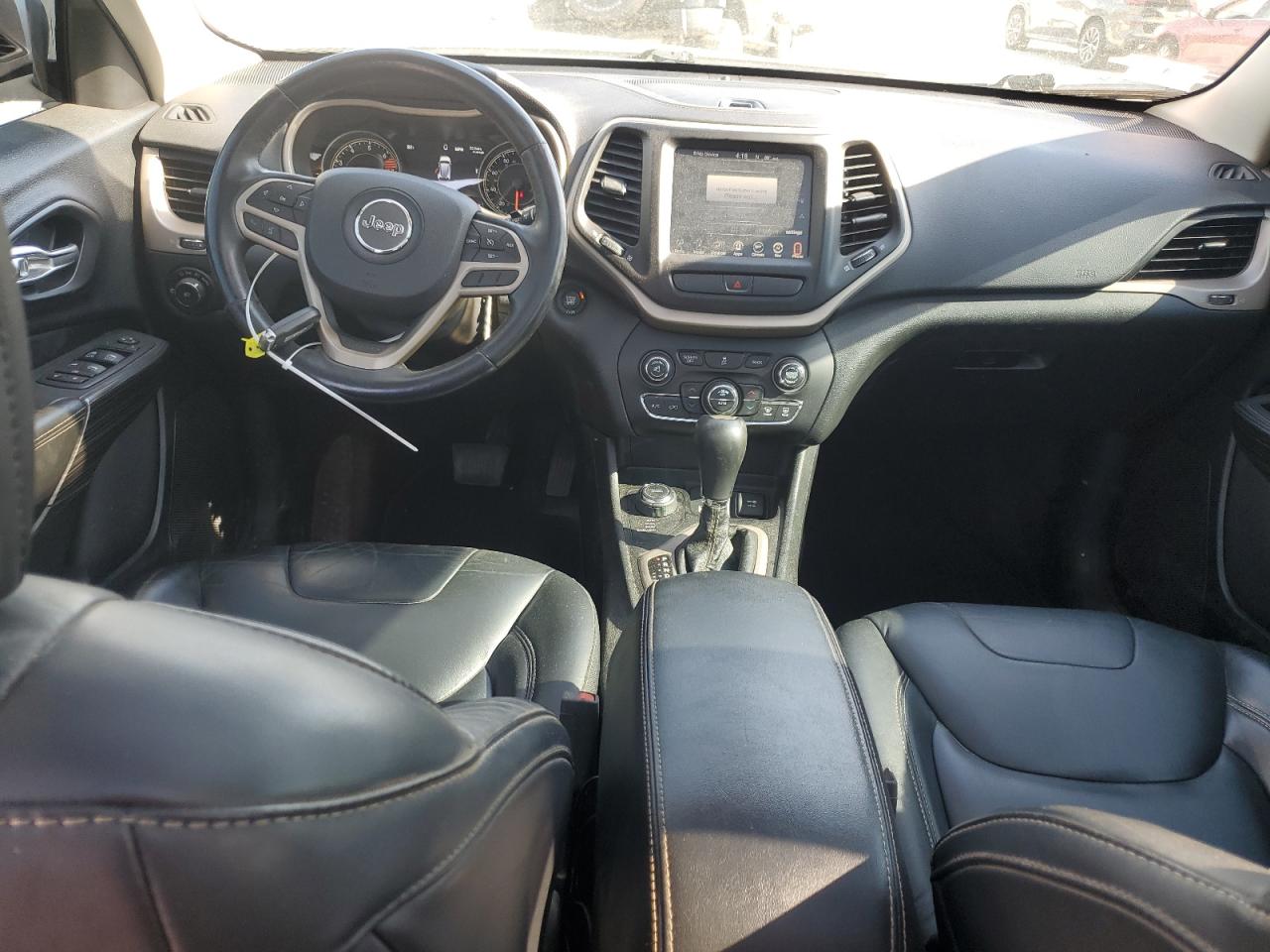 1C4PJMDB4HW560921 2017 Jeep Cherokee Limited