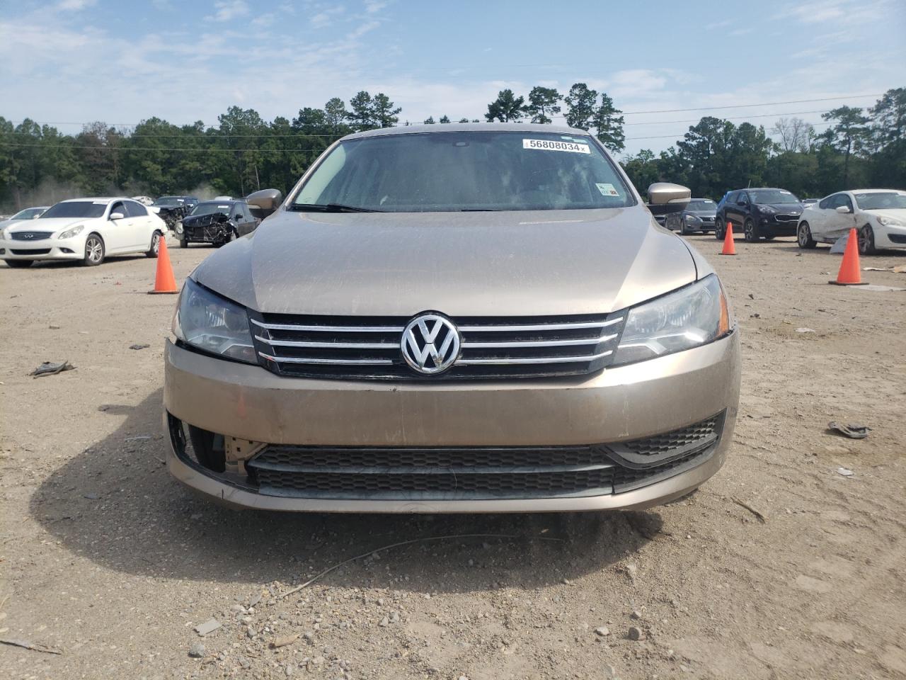 1VWAT7A32FC030425 2015 Volkswagen Passat S