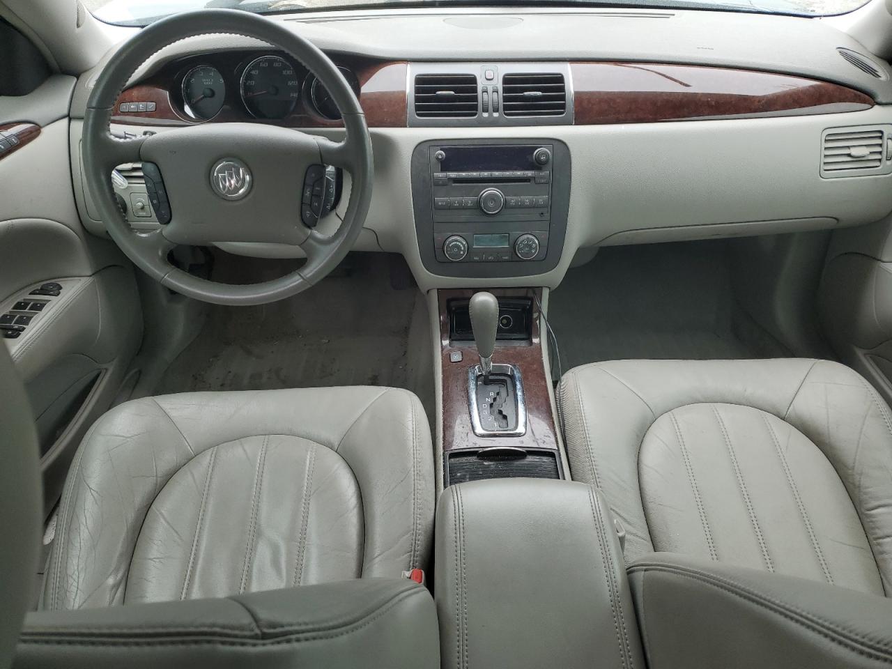 1G4HC5EM4AU135586 2010 Buick Lucerne Cxl