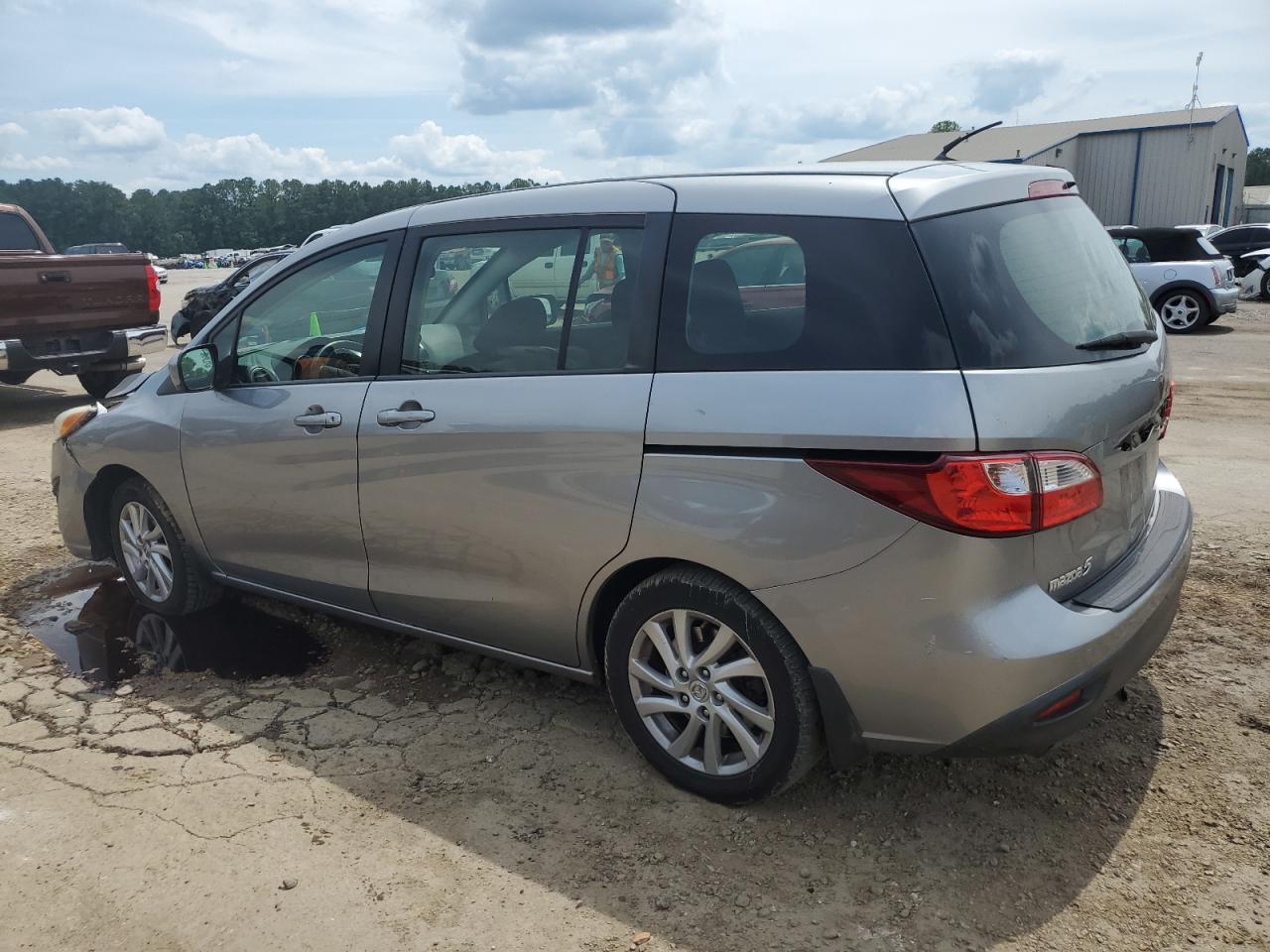 2012 Mazda 5 vin: JM1CW2BLXC0131925