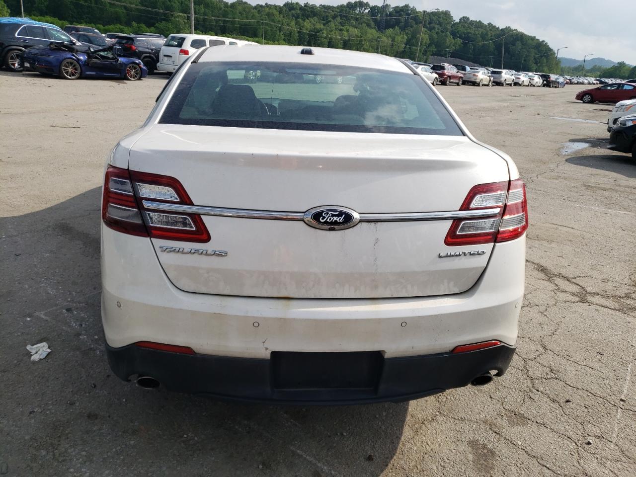 1FAHP2F81EG105805 2014 Ford Taurus Limited