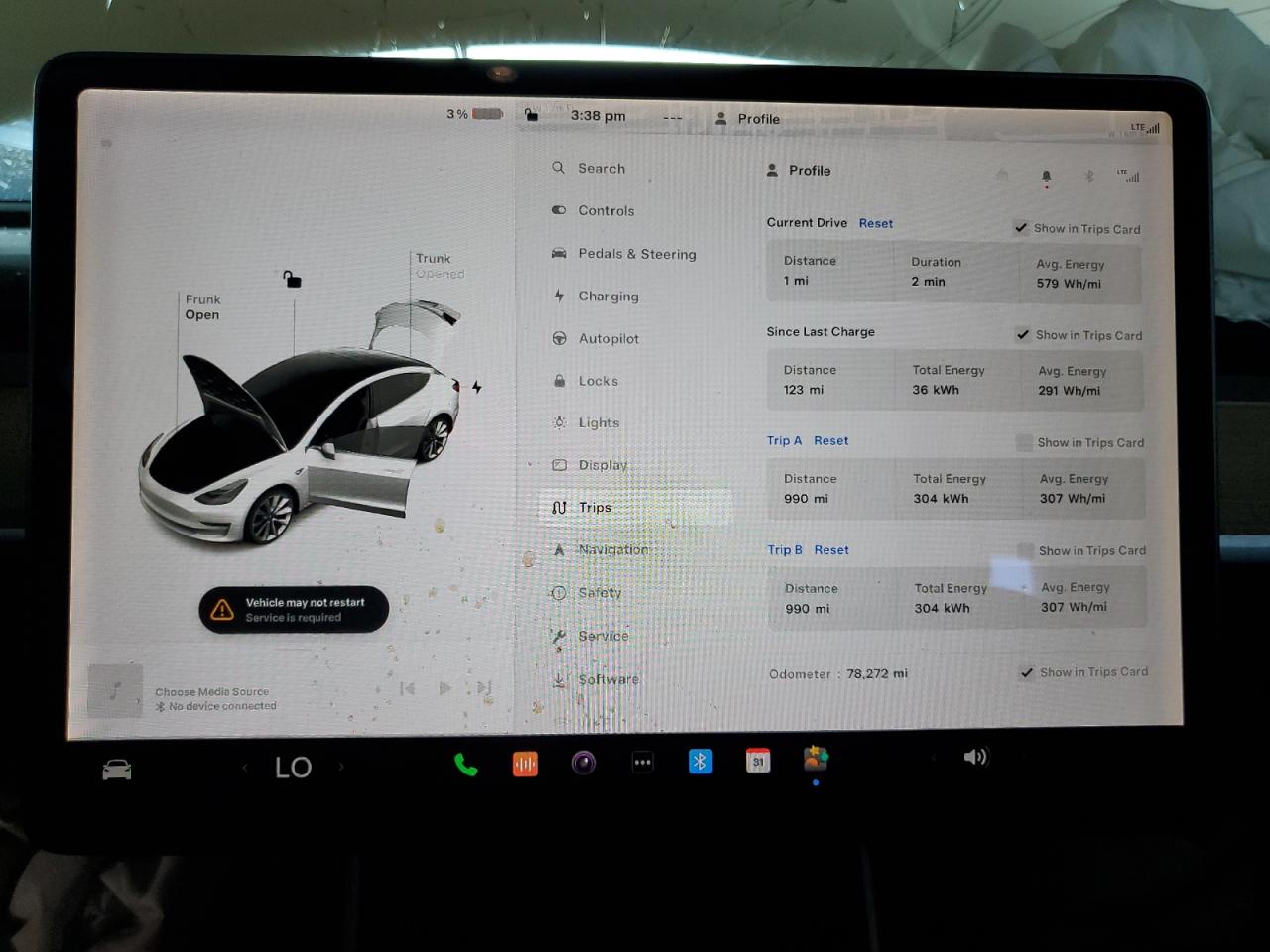 5YJ3E1EA2JF015771 2018 Tesla Model 3