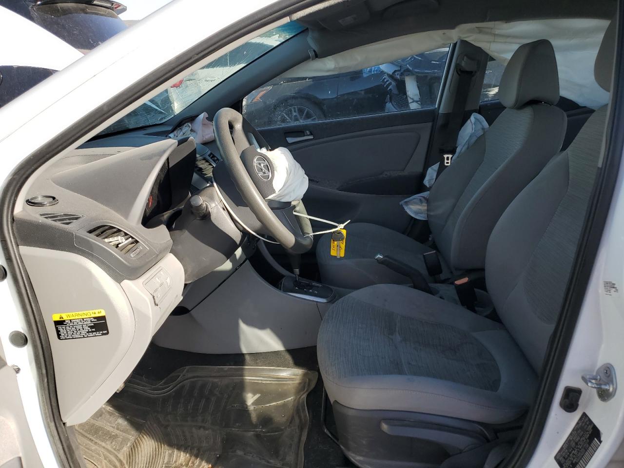 KMHCT4AE3HU194318 2017 Hyundai Accent Se