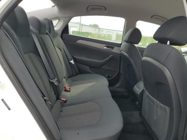 2019 HYUNDAI SONATA SE - 5NPE24AF1KH803240