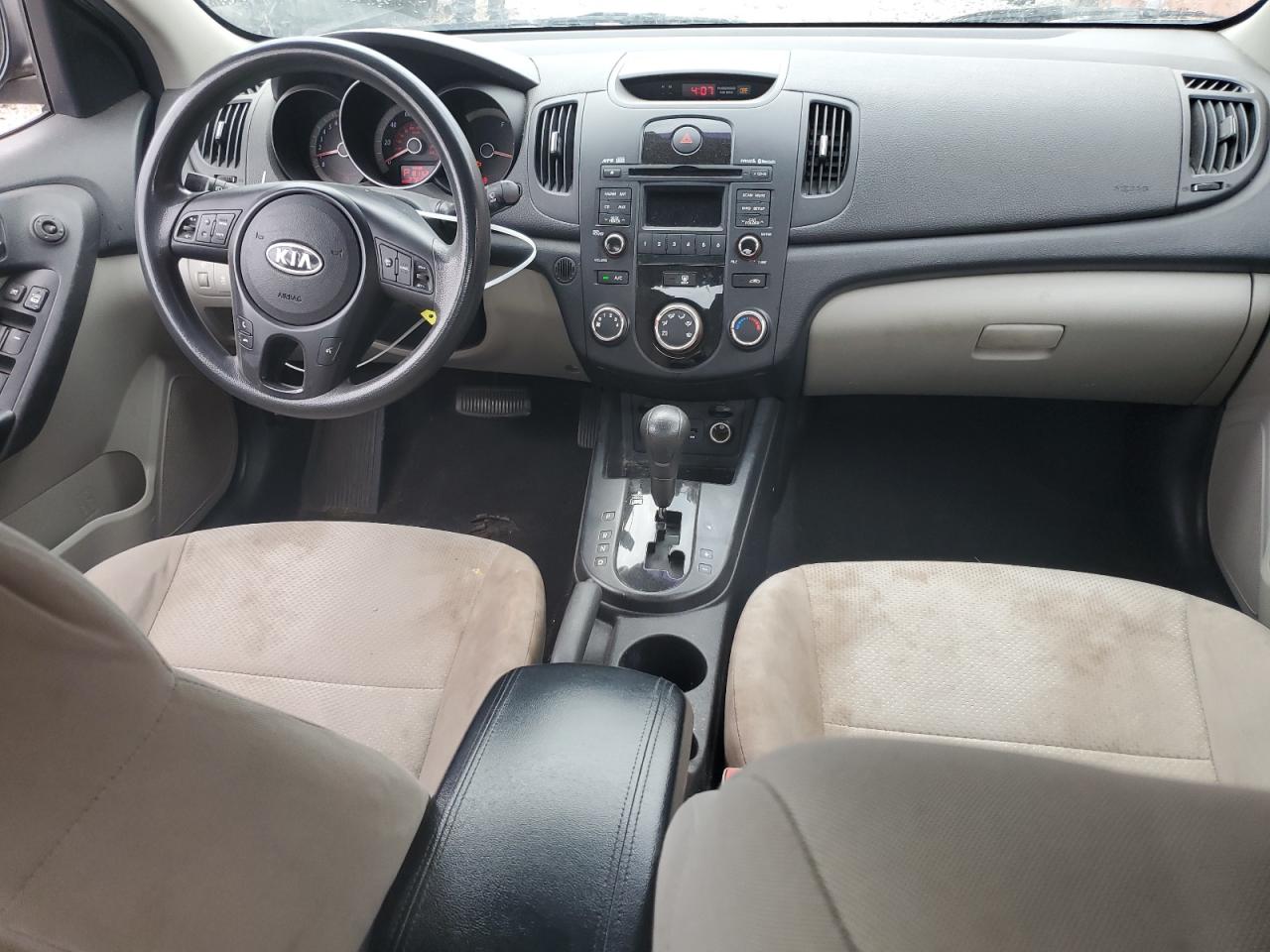 KNAFU4A29A5858834 2010 Kia Forte Ex