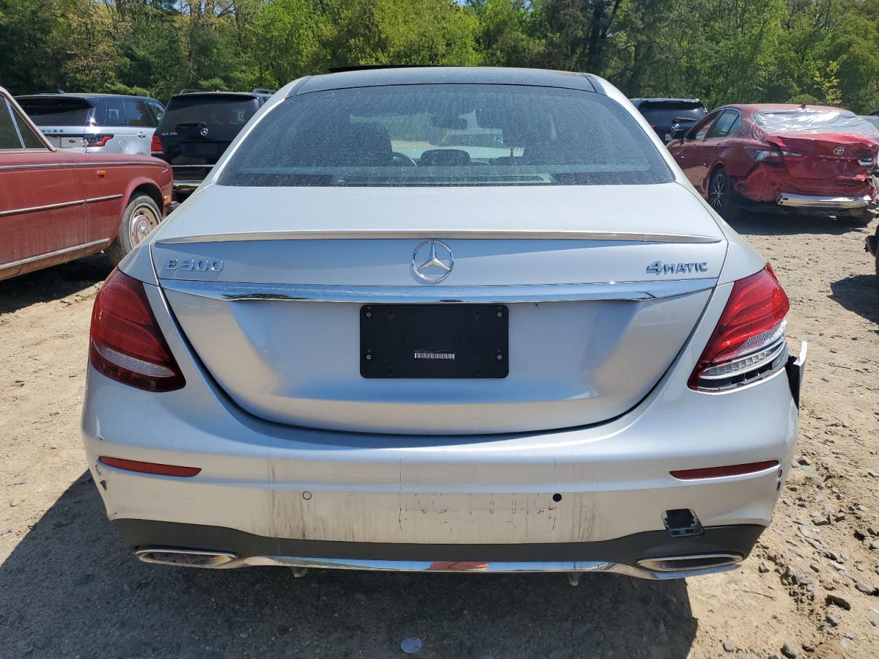 2019 Mercedes-Benz E 300 4Matic vin: WDDZF4KB5KA612192