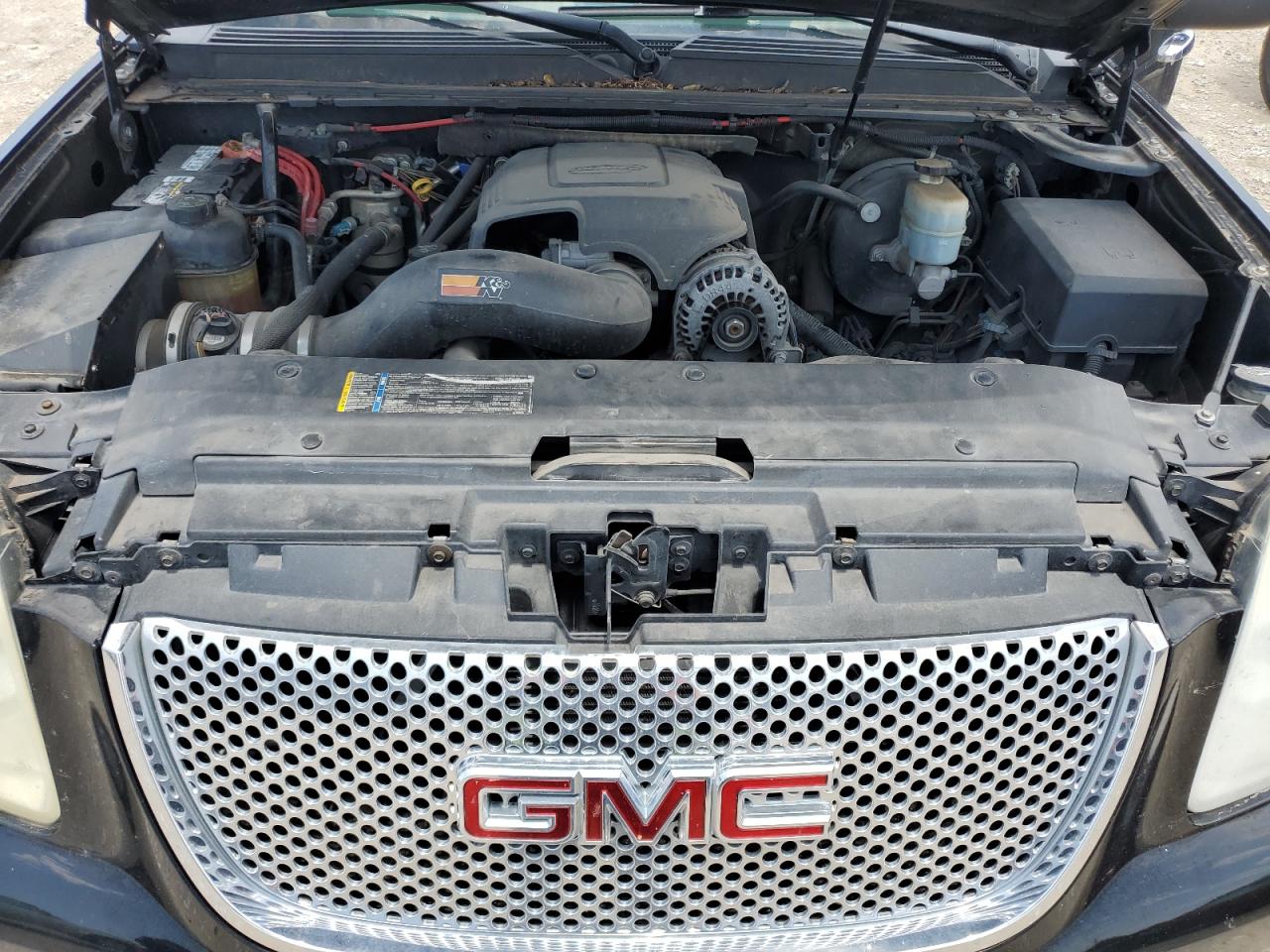 1GKFK63818J133773 2008 GMC Yukon Denali