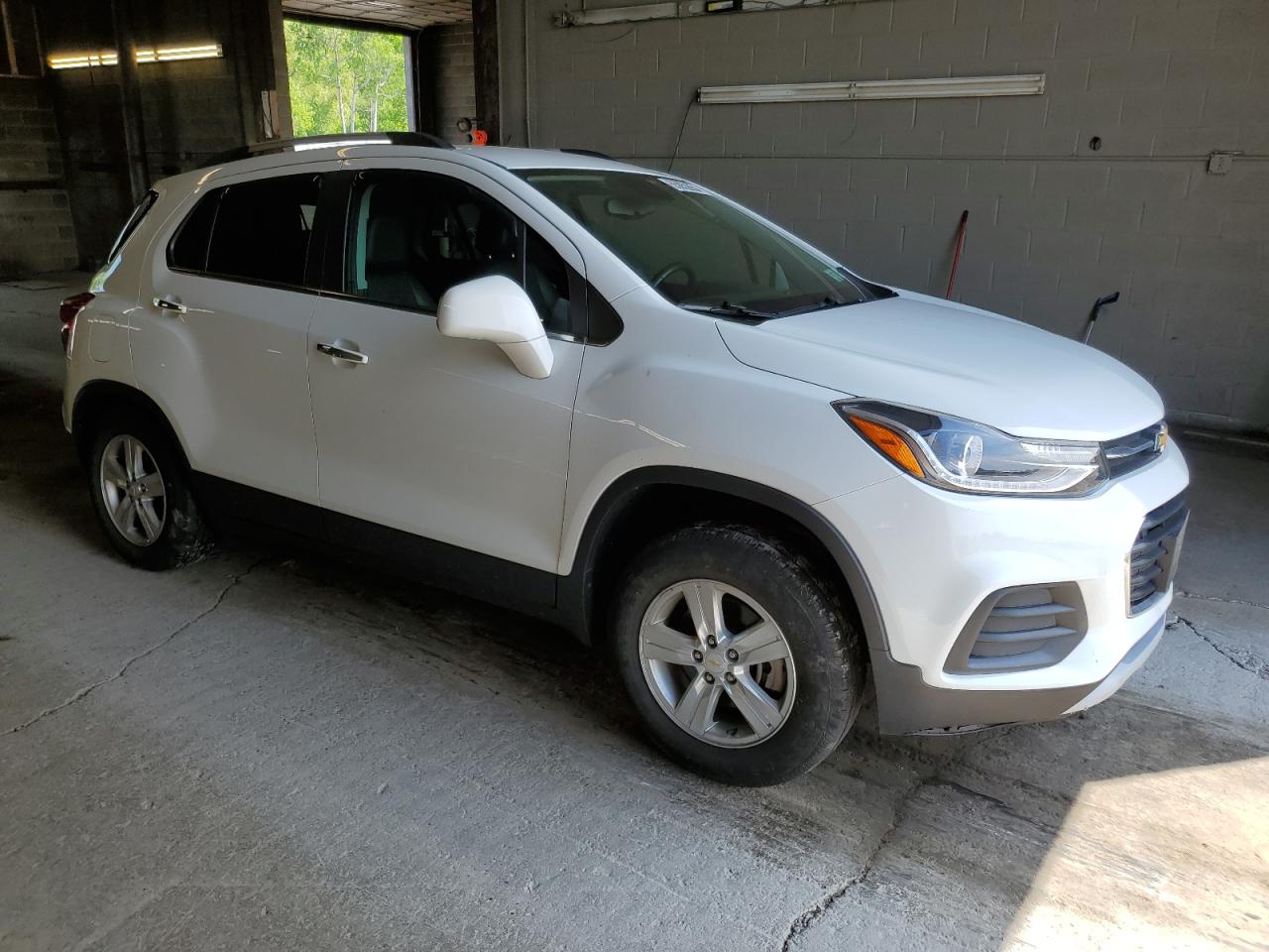 KL7CJPSB4JB613100 2018 Chevrolet Trax 1Lt