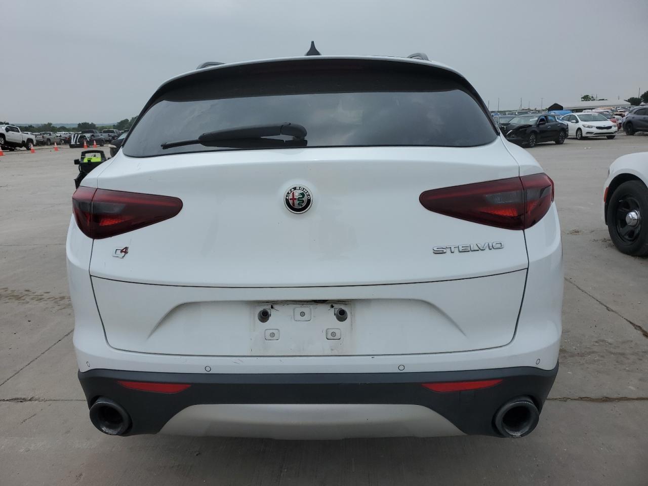 ZASFAKNN4J7B96029 2018 Alfa Romeo Stelvio Ti Sport