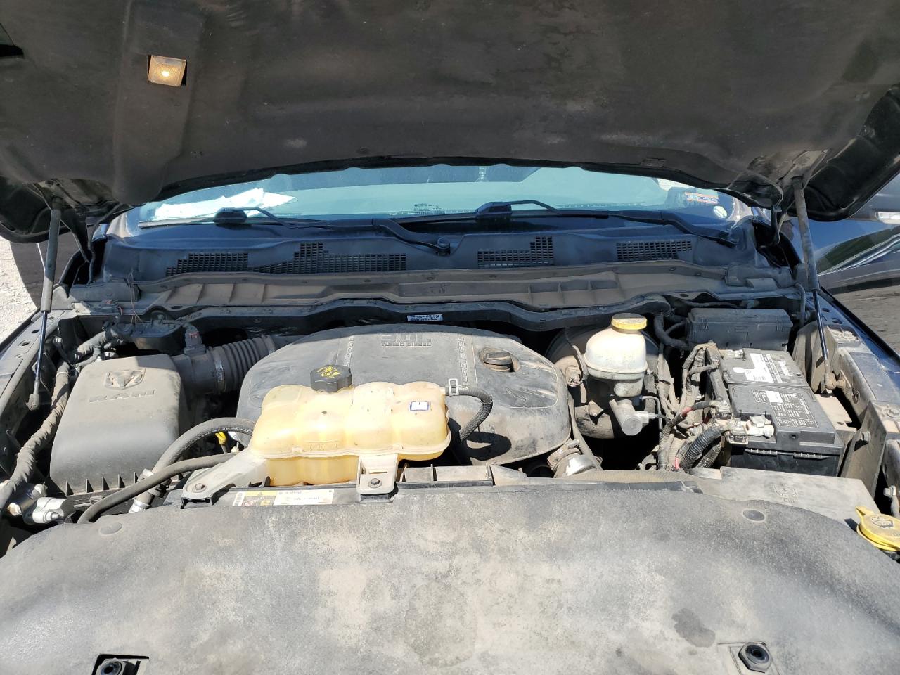 1C6RR7LM4HS599335 2017 Ram 1500 Slt