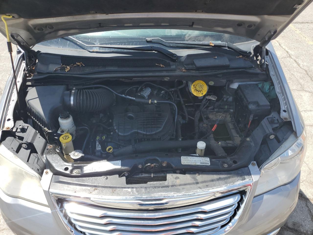 2C4RC1BG6DR747631 2013 Chrysler Town & Country Touring