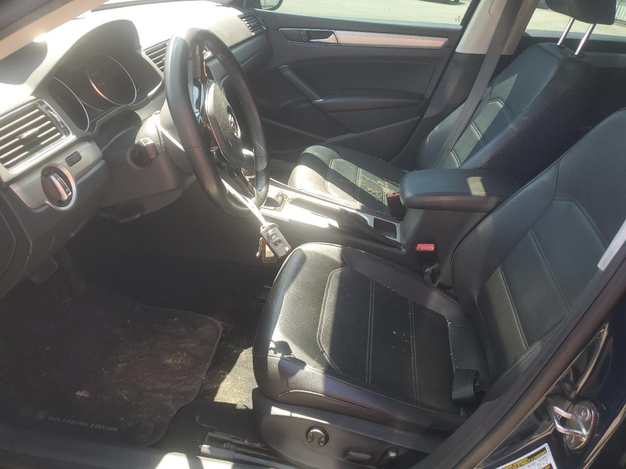 1VWLA7A30KC011994 2019 Volkswagen Passat Wolfsburg