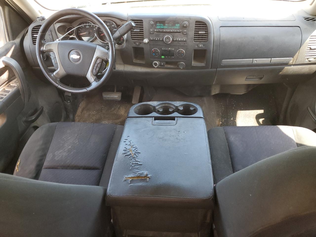 1GCSCSE04AZ153725 2010 Chevrolet Silverado C1500 Lt