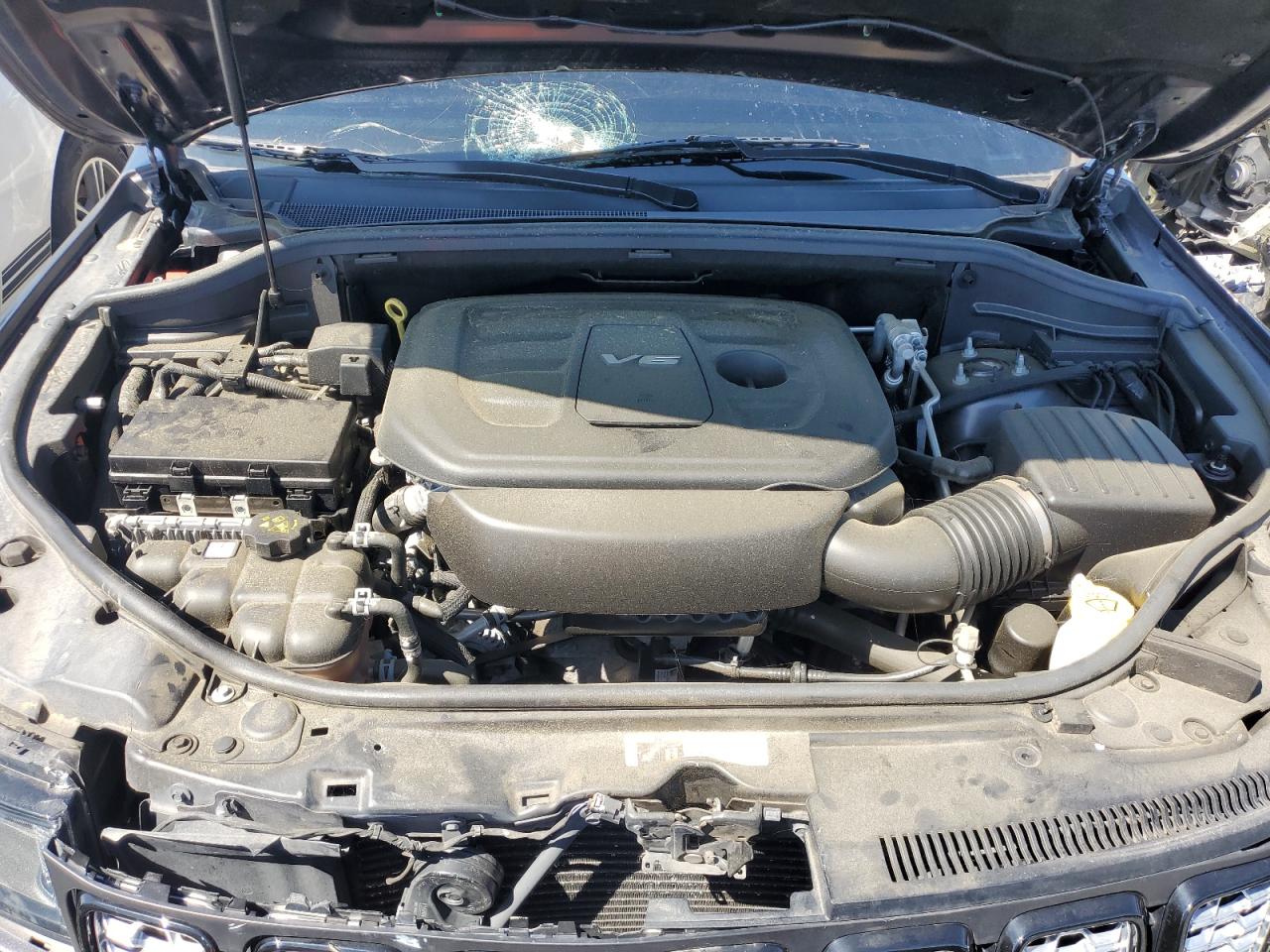 1C4RJEAGXJC241755 2018 Jeep Grand Cherokee Laredo