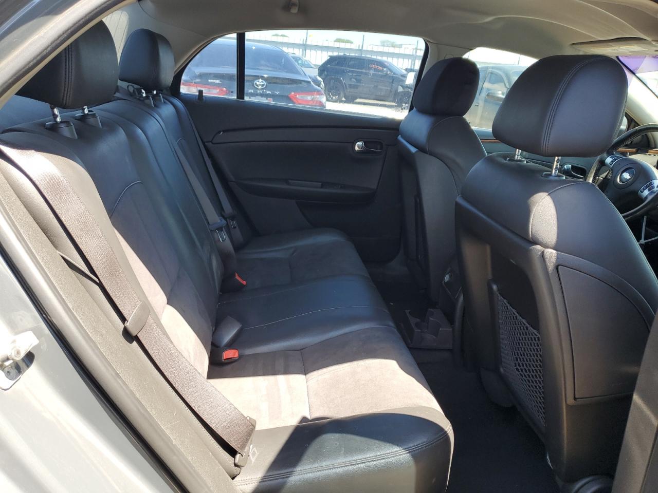 1G1ZJ577894204032 2009 Chevrolet Malibu 2Lt