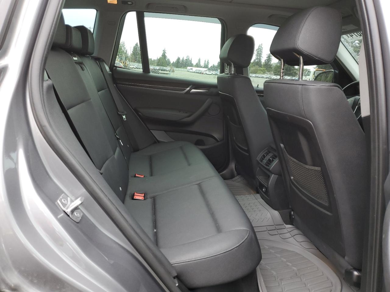 5UXWX9C58H0T04124 2017 BMW X3 xDrive28I