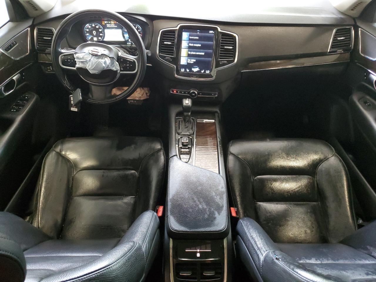 YV4A22PKXJ1218814 2018 Volvo Xc90 T6