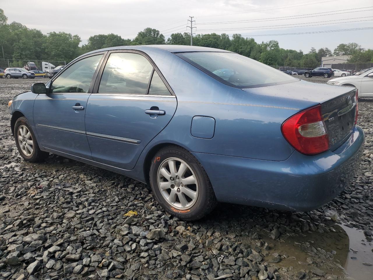 4T1BF30K83U552462 2003 Toyota Camry Le