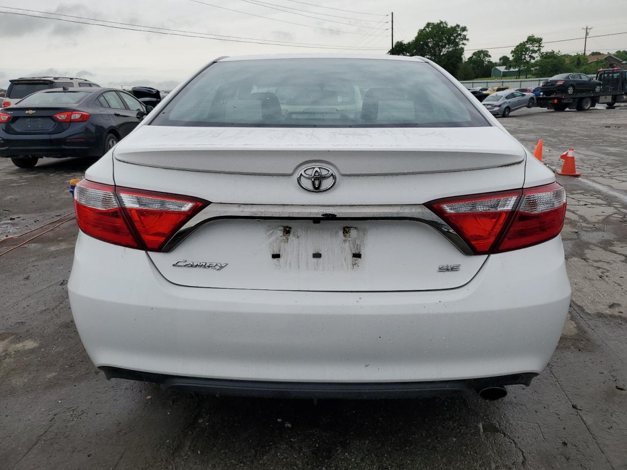 4T1BF1FK3GU570238 2016 Toyota Camry Le