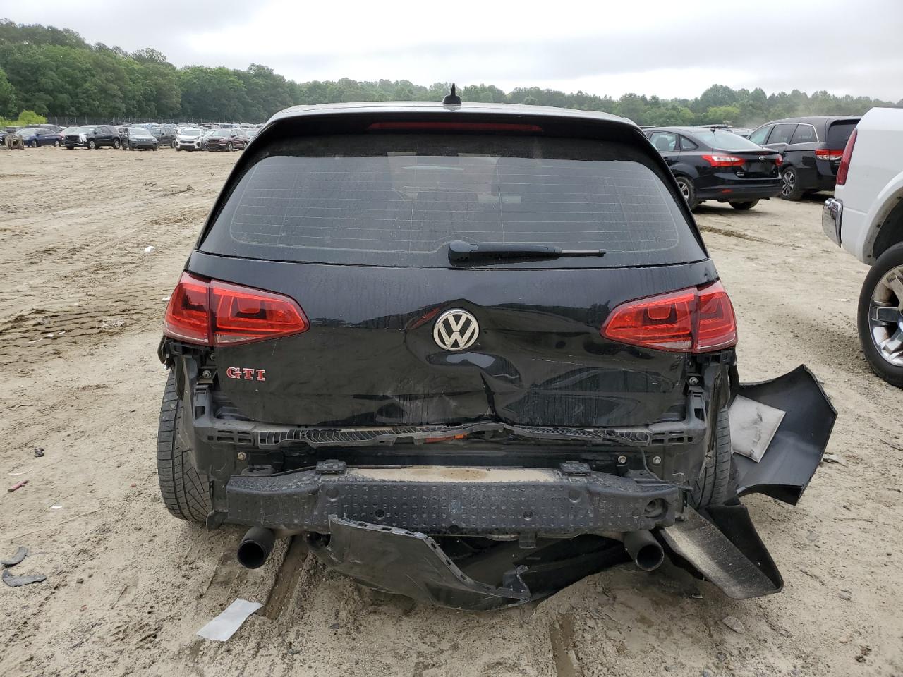 3VW547AUXGM046170 2016 Volkswagen Gti S/Se