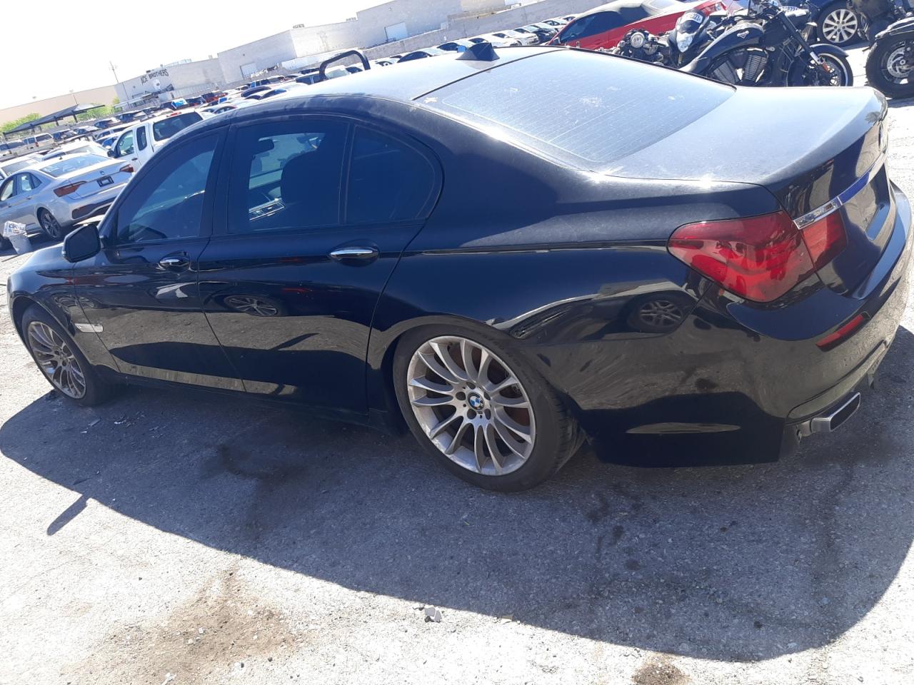 WBAYA8C55DC996760 2013 BMW 750 I