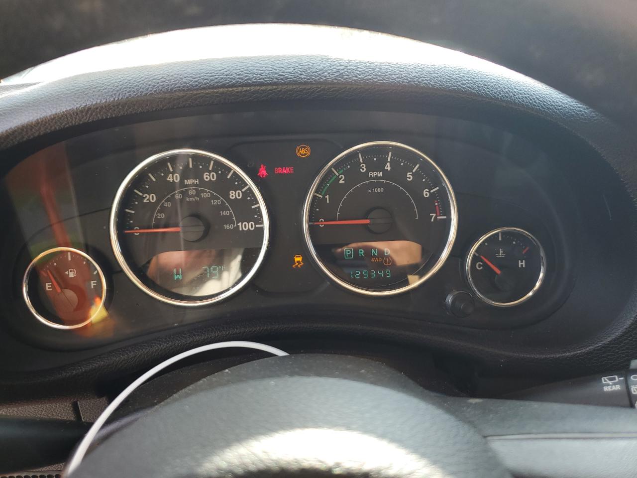 1C4BJWDG2DL557724 2013 Jeep Wrangler Unlimited Sport