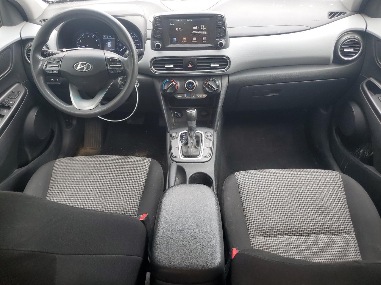 KM8K1CAA4MU638857 2021 Hyundai Kona Se