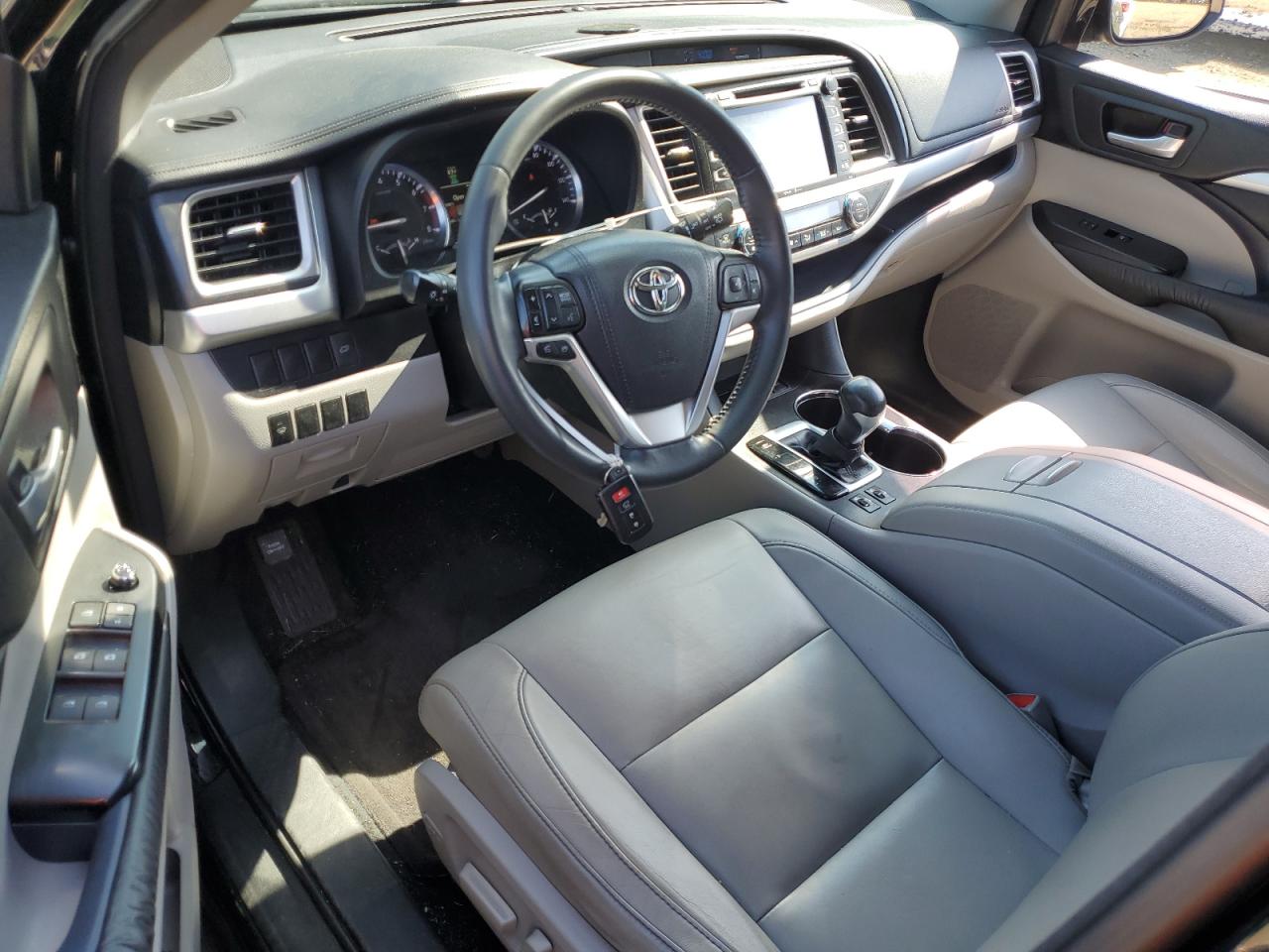 5TDJKRFH2FS207737 2015 Toyota Highlander Xle