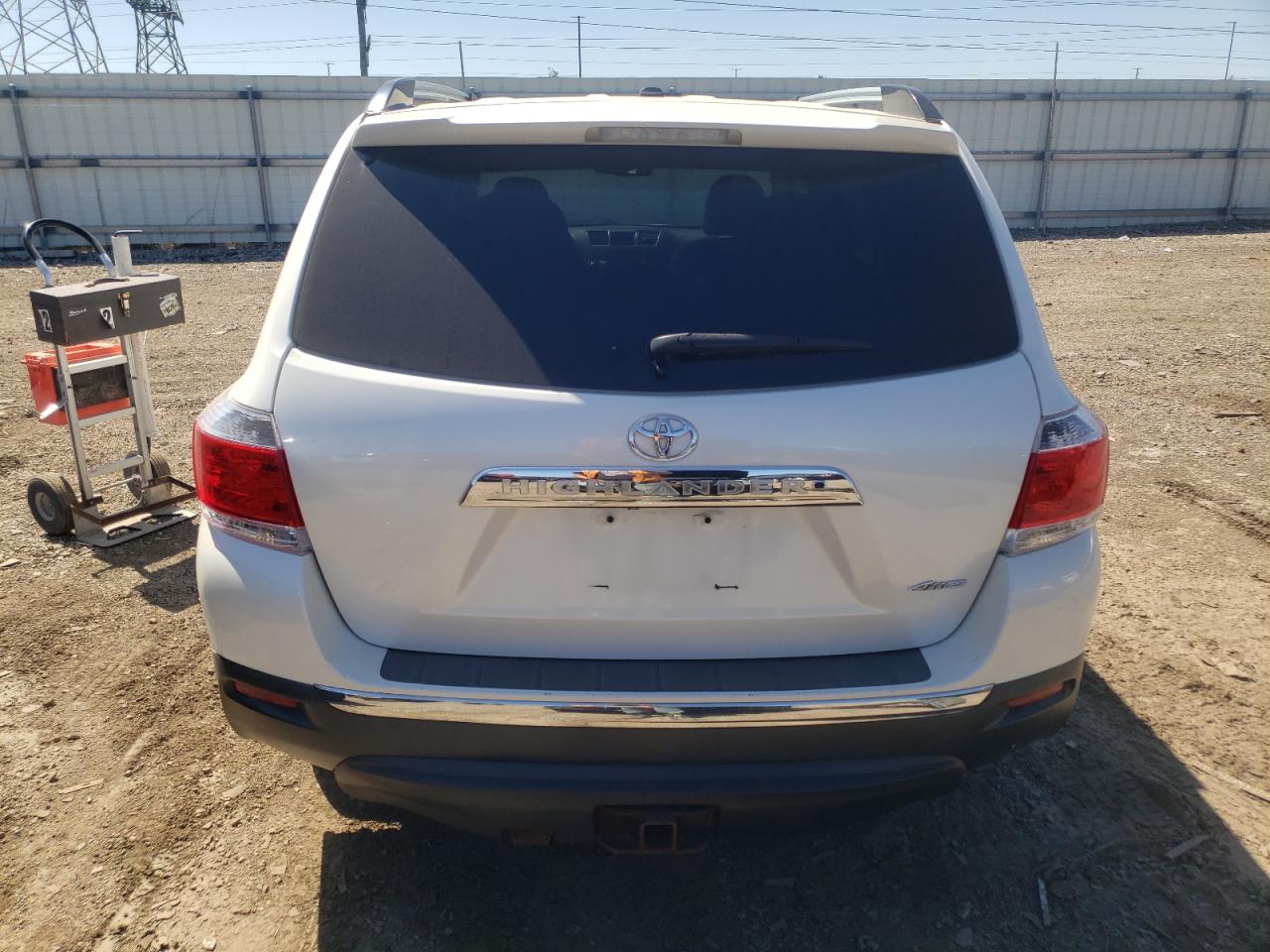 5TDDK3EH4BS066255 2011 Toyota Highlander Limited