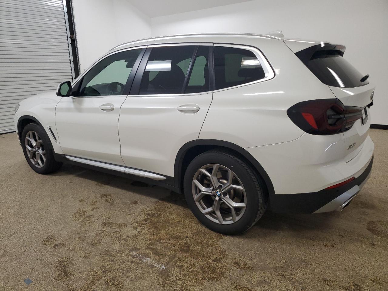 2023 BMW X3 xDrive30I vin: 5UX53DP04P9T13339