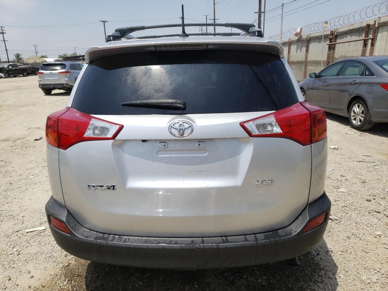 2013 Toyota Rav4 Xle vin: 2T3WFREV0DW025189