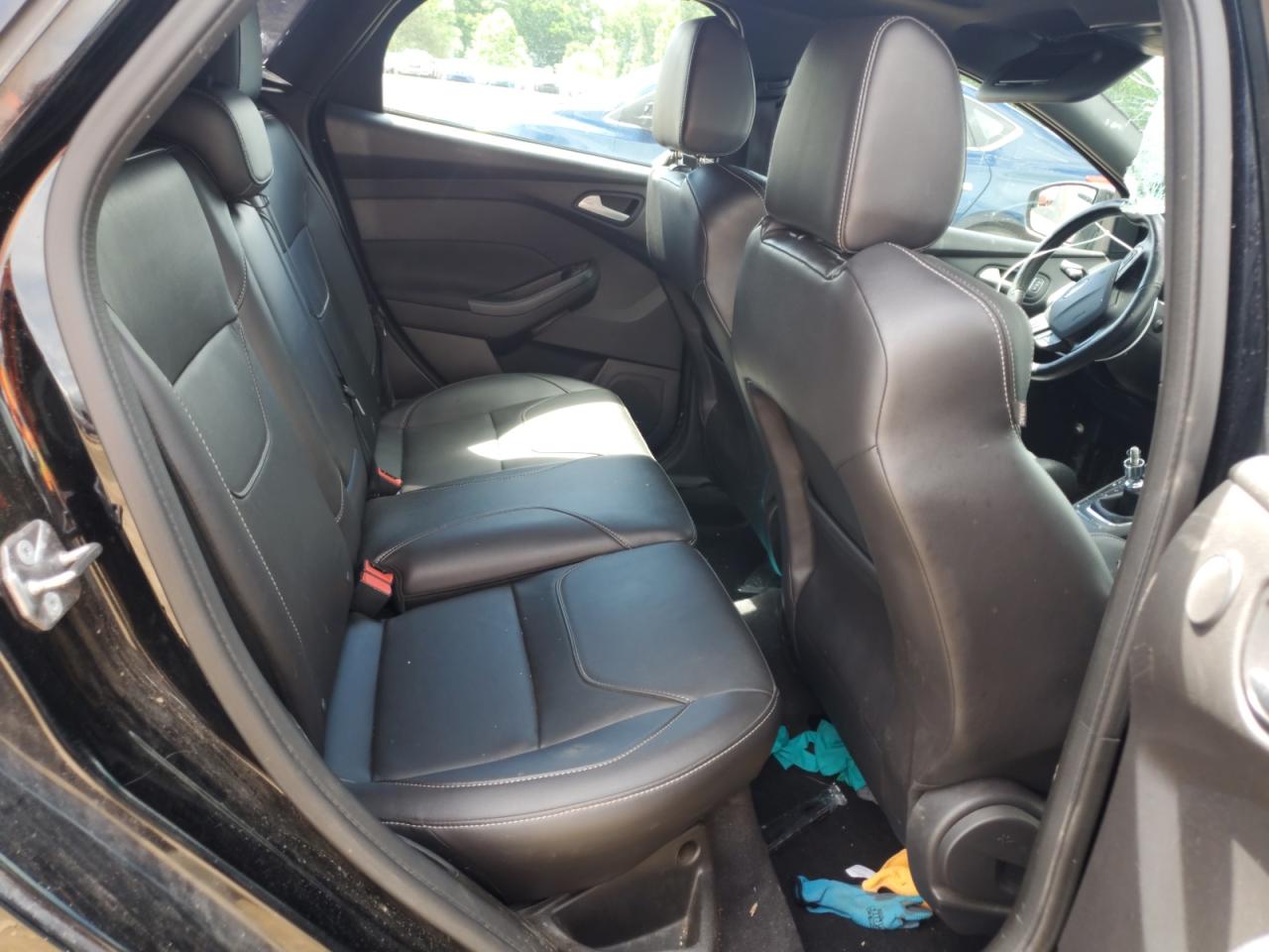 1FADP3L93HL227031 2017 Ford Focus St