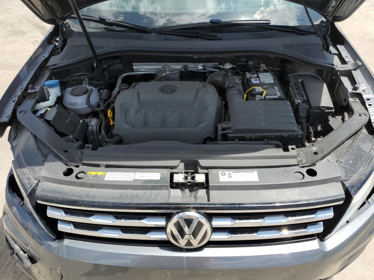 3VV2B7AX9KM072002 2019 Volkswagen Tiguan Se