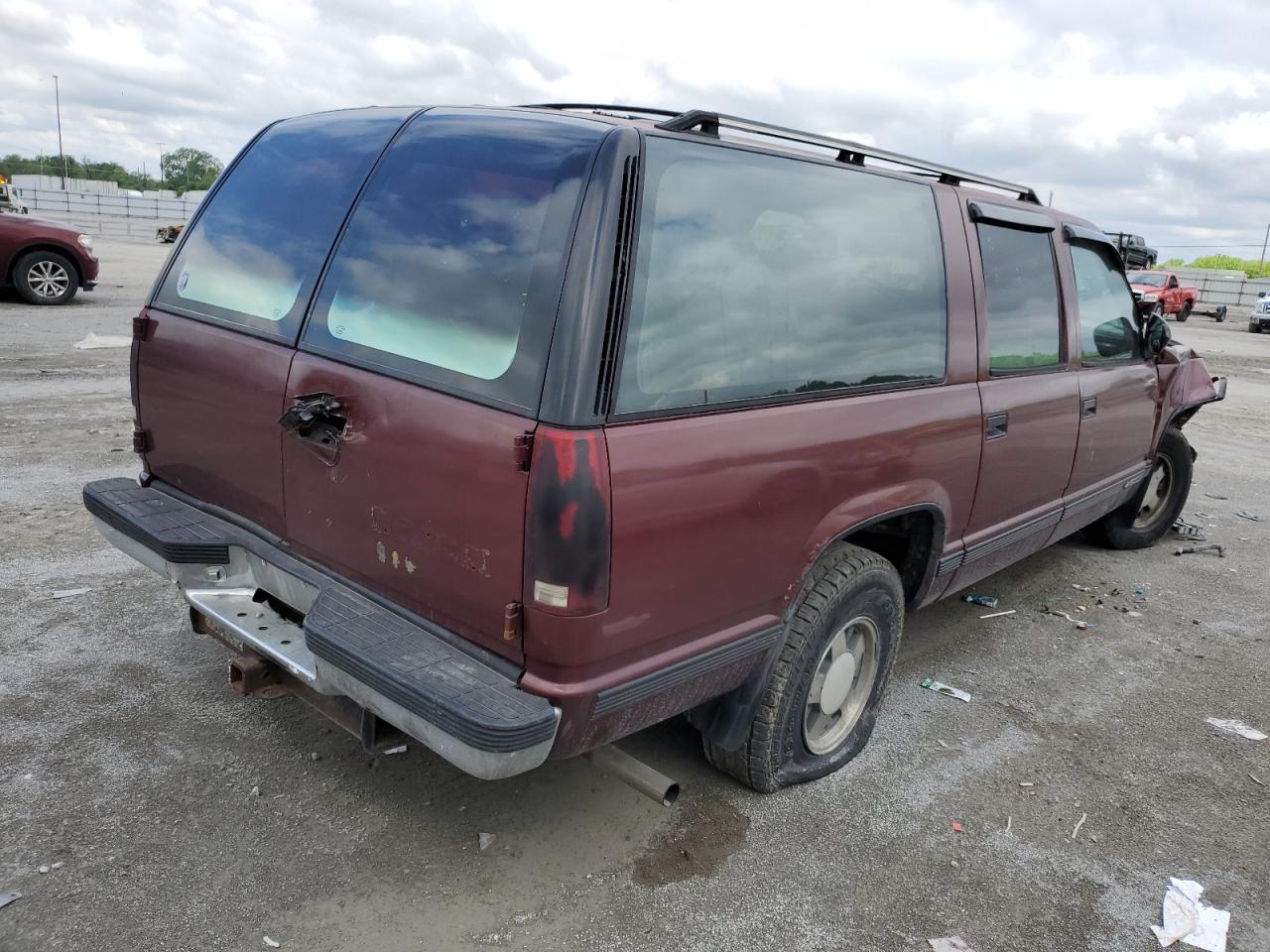 1GNEC16K8PJ326622 1993 Chevrolet Suburban C1500