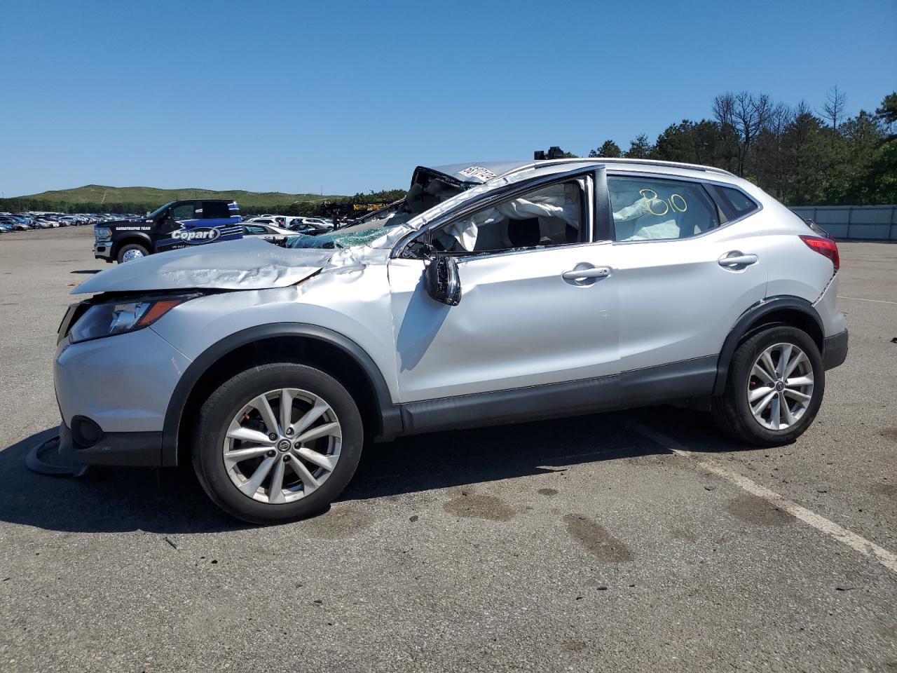 NISSAN ROGUE SPOR 2019 silver  gas JN1BJ1CR0KW625085 photo #1